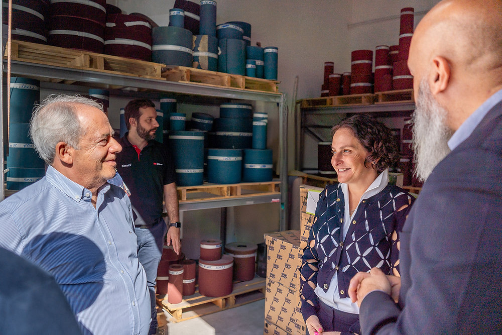 Imagem do artigo Arestha recebe liderança mundial da divisão de abrasivos
